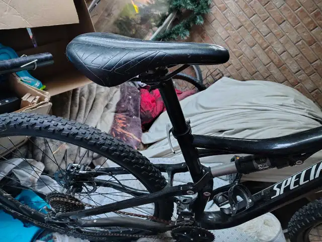 specialized mountain bike in Mountain in Kitchener / Waterloo - Image 3