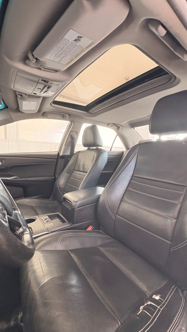 2016 Toyota Camry XLE V6 – Clean, Loaded, in Cars & Trucks in Ottawa - Image 4