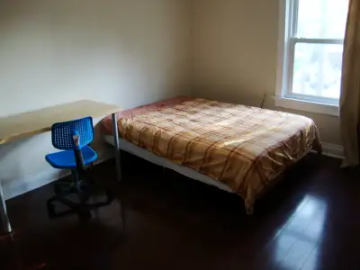 Two rooms near UTSC for rent