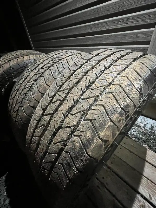 275/60/20 hankook dynapro at2 tires in Tires & Rims in St. John's - Image 2