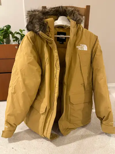 Selling my very warm parka. Too big for me. Perfect like new condition. The McMurdo Parka, The North...