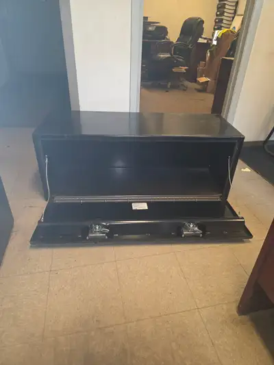 Selling a buyer tool box 48 wide 18 high 18 deep call or text 780-221-5103