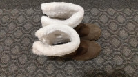 Ladies Size 8 Winter Boots