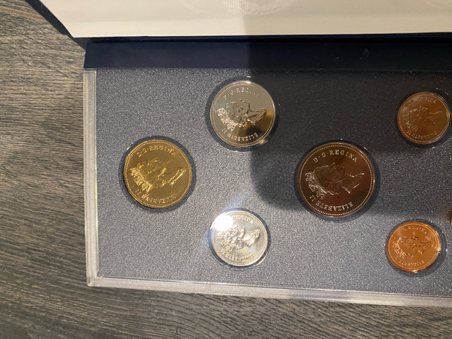 Royal Canadian Mint in 1993  Specimen Set in Arts & Collectibles in Markham / York Region - Image 3