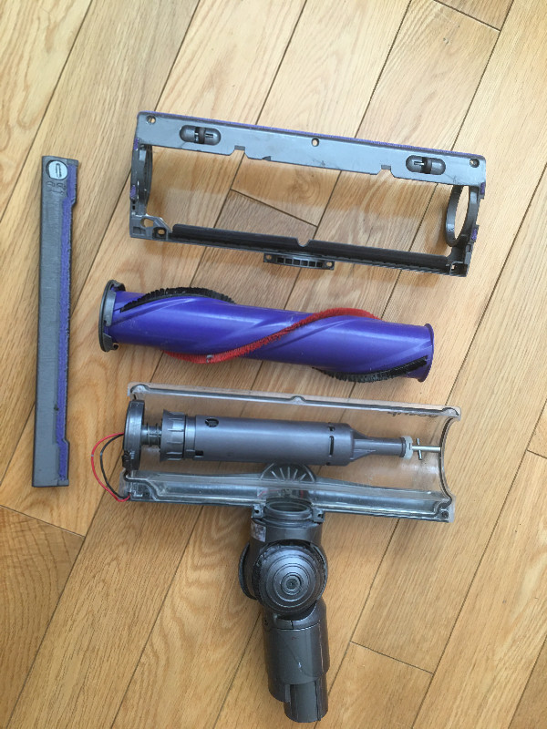 Dyson V6 Cordless Vacuum Cleaner Accessories, Attachments,Tools in Vacuums in Mississauga / Peel Region - Image 4
