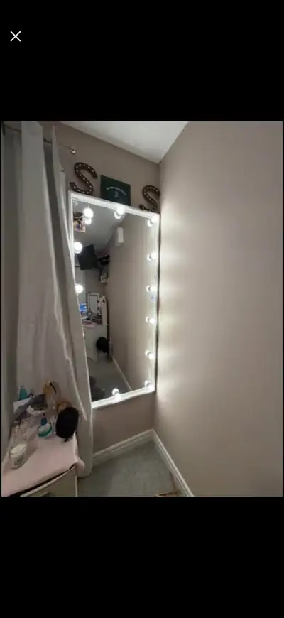 IKEA mirror for sale without lights. No damange just wanting to upgrade to a bigger mirror. Cash onl...