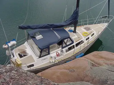 S2 9.2C built by S2 Yachts, the Sailboat Division of what is today Tiara Yachts, Holland, Michigan....