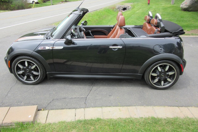Mini Cooper S Cabriolet — photo 2