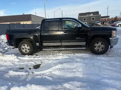 2012 Silverado V8 1500 gms SLT very good condition Engine and transmission very strong New winter ti...