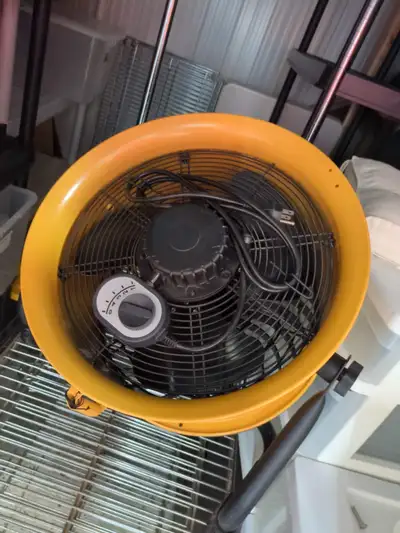 18" HIGH VELOCITY DRUM FAN Caterpillar CATERPILLAR CAT HVD-18AC - (Yellow) 18" high-velocity drum ai...