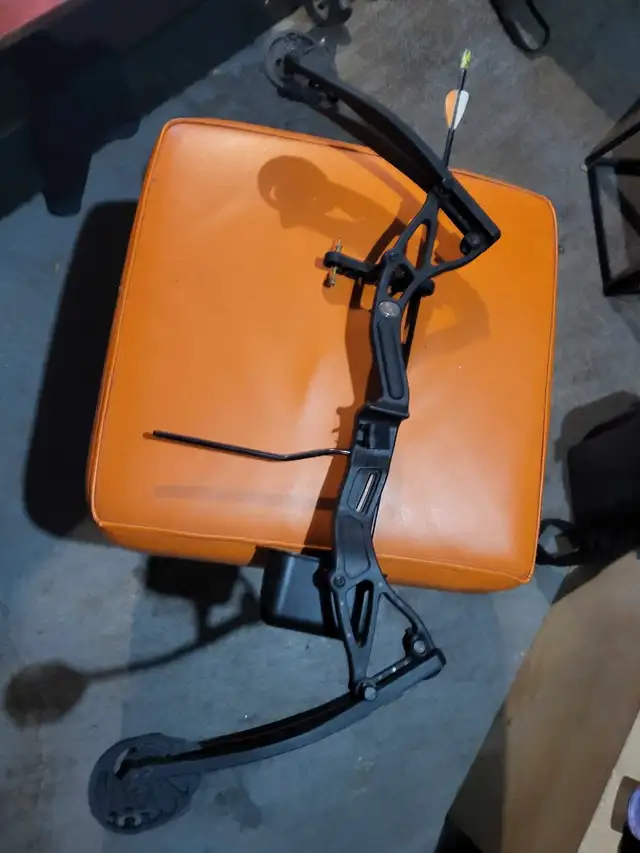 compound bow63005666399617121
