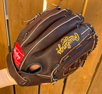 Rawlings 12” Baseball Glove - RS120