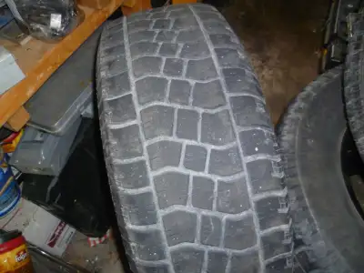 4 Used Avalanche Snow Tires 265/70R17 M+S X-TREME Good condition asking $140 Please call Mike at 905...