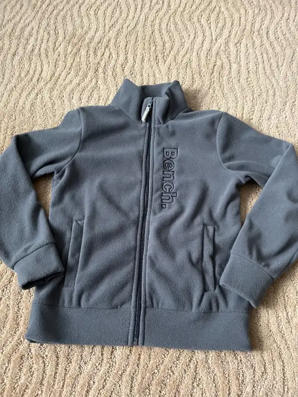 GREY BOYS GREY BENCH JACKET WITH THUMBHOLES - 9/10