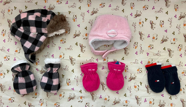 Ensembles tuque mitaines hiver bébé 0-6M dans Vêtements - 0 à 3 mois  à Granby