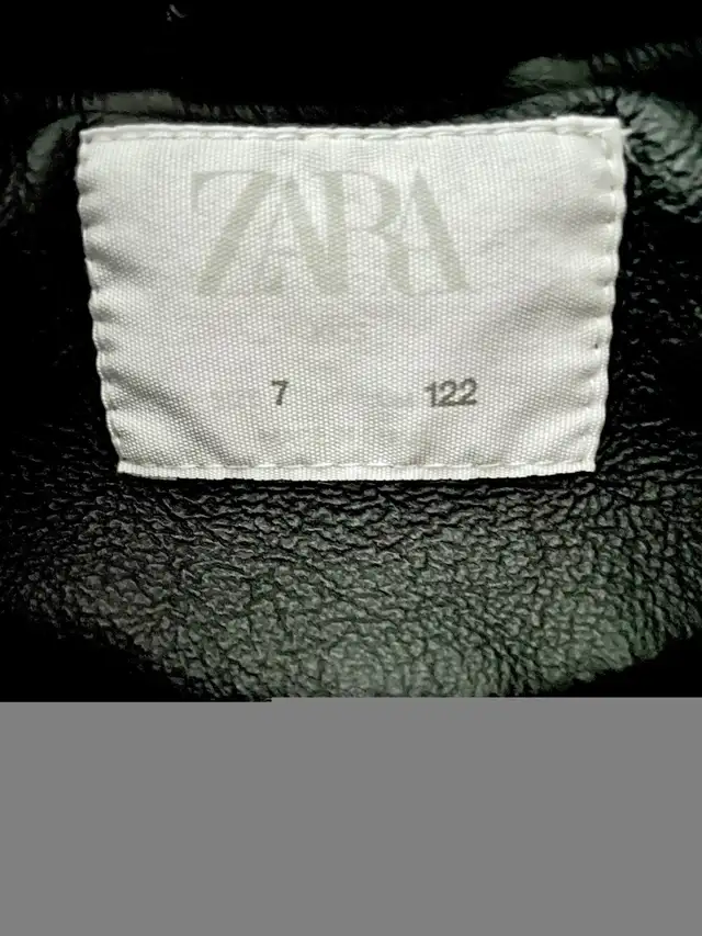 Zara Girls Faux Shearling Biker Jacket (7T) in Kids & Youth in City of Toronto - Image 7