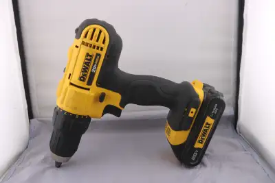 Dewalt Dcd771b 20v MAX  1/2" Compact Drill Driver W/ Batt (#4246, View more