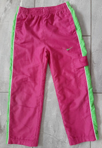 Nike track pants in girls size 6x in EUC