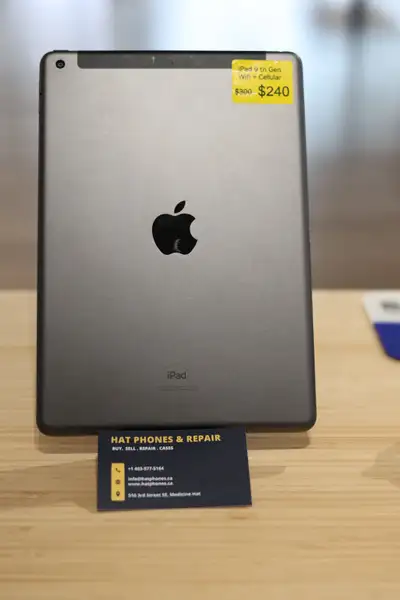 iPad 9th Gen (Wifi+Cellular) - HAT PHONES , View more