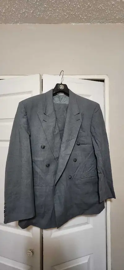 Men's Bellissimo Double Breasted 100% wool Suit, 40S, View more
