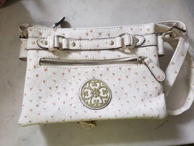 Part 2 Dressy Purses for sale $8. Each or $60. For all in Women's - Other in Thunder Bay - Image 3