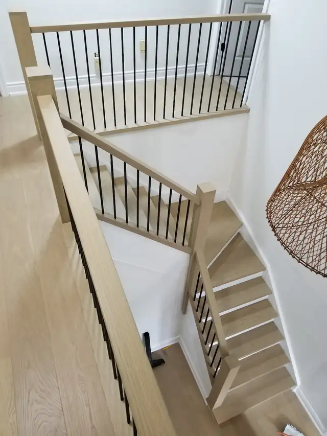 Stair Railing and Floor in Flooring in Oshawa / Durham Region - Image 2