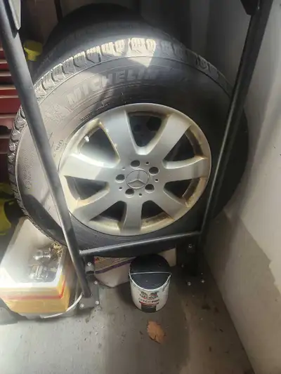 Set of four like new Michelin winter tires with MB original wheels. 235/65/17 off 2005 ML350 and fit...