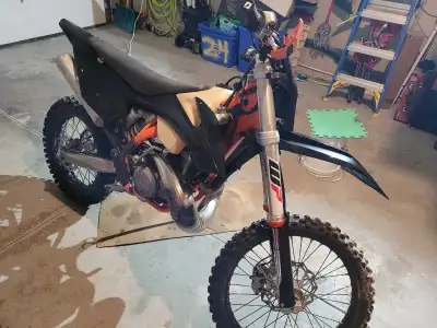 Stock 2023 KTM 250 XCW. Runs great. Acerbis headlight, new plastics and ODI grips. 233 hrs, top end...