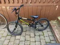 Vélo BMX 