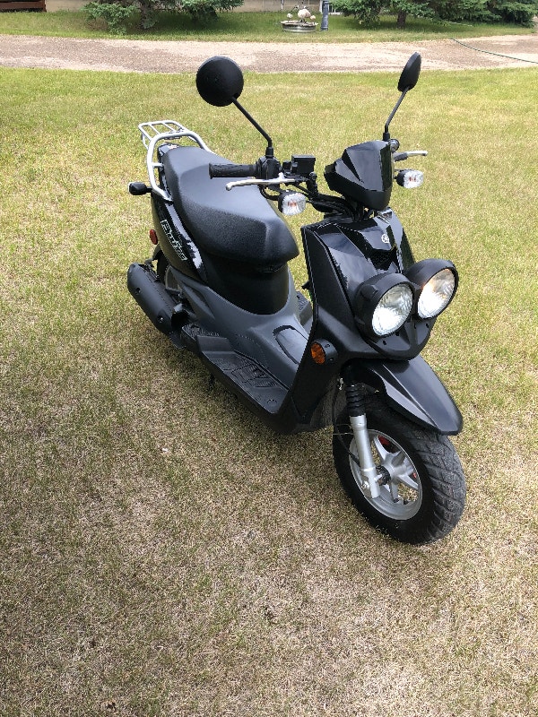 For sale used 2012 Yamaha BW50 scooter Scooters & Pocket Bikes