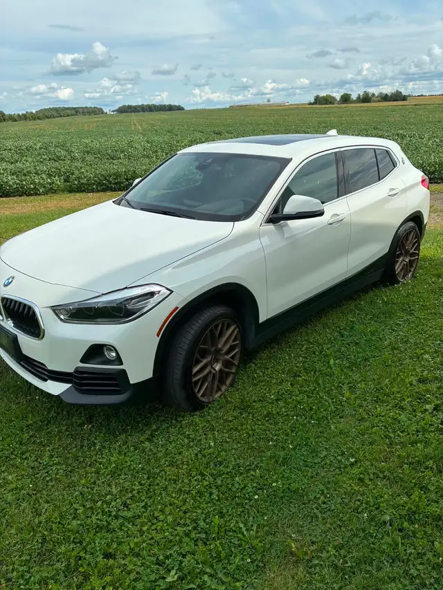 BMW X2 28i