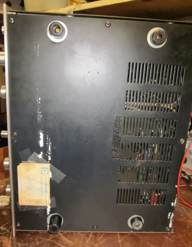 Vintage Marantz 2010 Stereo receiver in Arts & Collectibles in Guelph - Image 6