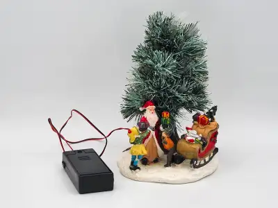Christmas village tree with santa claus / arbre de nöel village, View more