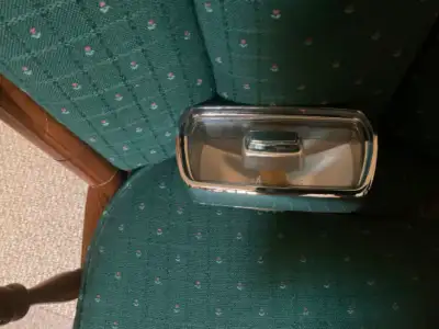 Used cuda L.H. Signal light # 2930 491 in great shape. No cracks in the lense chrome shines few pits...