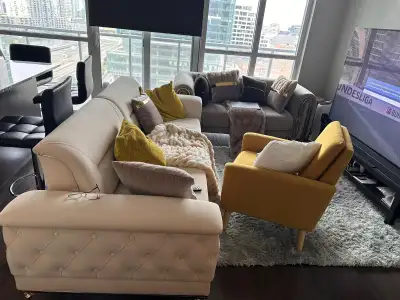 $2850- 2 Bedroom 2 bath NO Parking