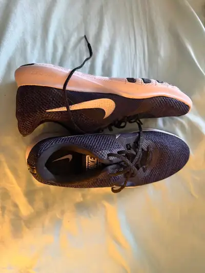 women's Running shoes, View more