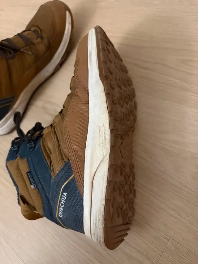 Quechua Waterproof men’s Winter Boots in Men's Shoes in Mississauga / Peel Region - Image 6