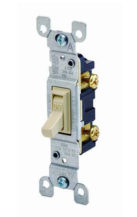 LOT D'INTERRUPTEURS & PRISES DE COURANT LEVITON