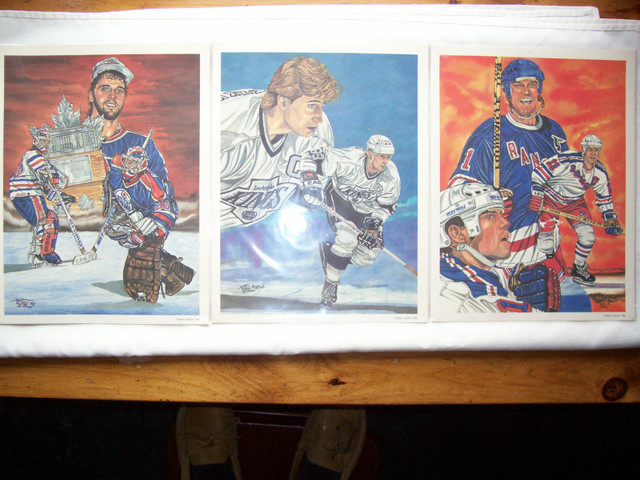 Wayne Gretzky limited edition numbered  hockey print 1992 in Arts & Collectibles in Trenton - Image 4