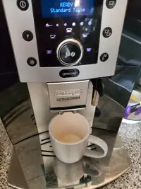 Delonghi Perfecta Cappuccino coffee machine