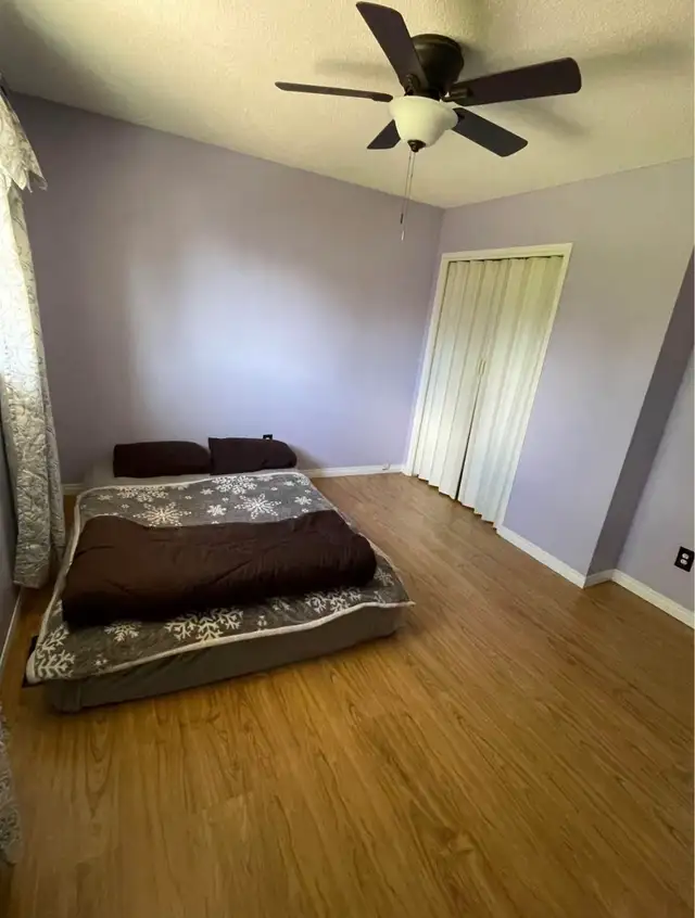 Private room for rent