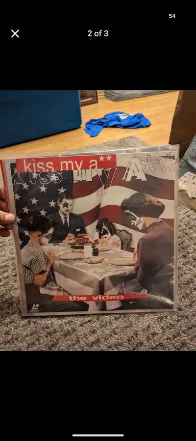 Kiss Unplugged $80 Kiss my ass $100 Kiss Animalize $100