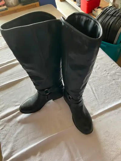 Ladies Boots, View more