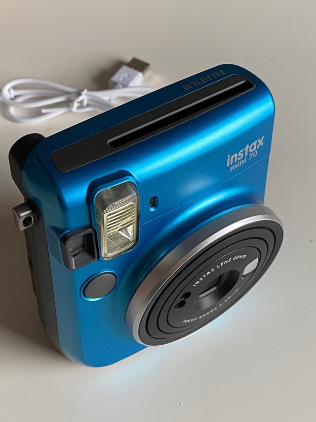 Instax Mini 70 in Cameras & Camcorders in Gatineau - Image 3