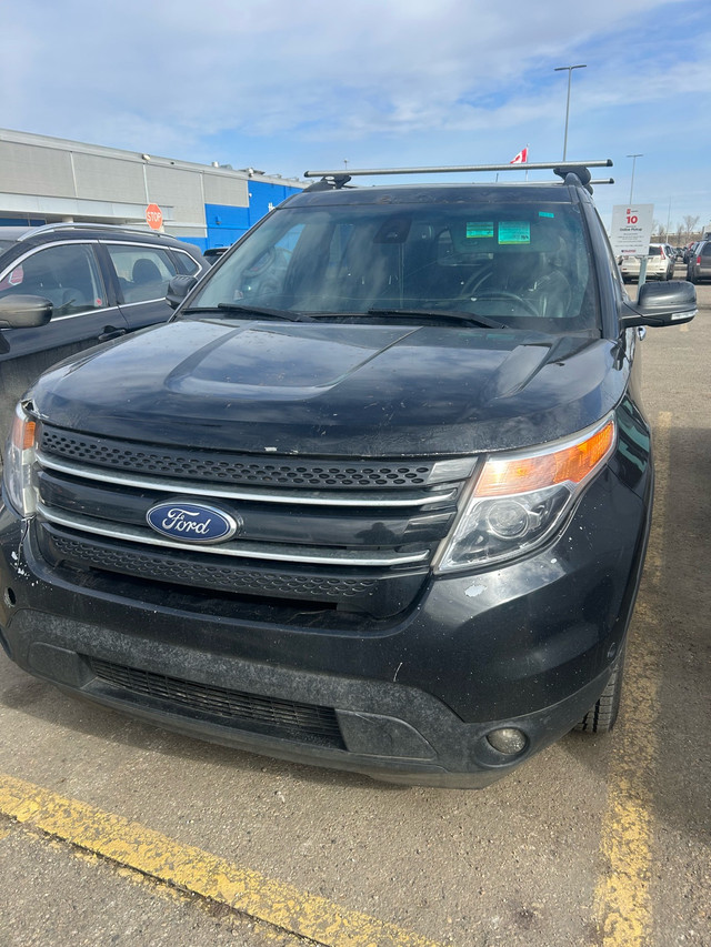 2013 Ford explorer  in Cars & Trucks in Edmonton