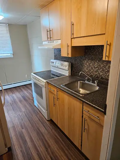 3038 Arlington Ave 1 bedroom apartment