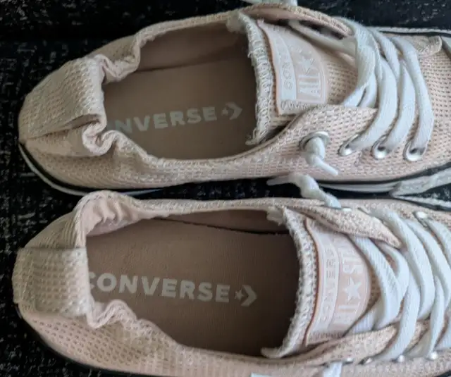 Converse sneakers, light pink, size 6.5 Ladies in Women's - Shoes in Calgary - Image 3