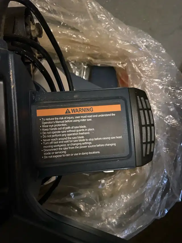Ryobi 10” compound mitre saw in Power Tools in Oshawa / Durham Region - Image 6