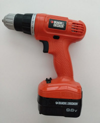 BLACK+DECKER GC9600 Cordless Drill/Driver With 9.6V Battery.