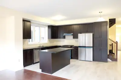 4 BEDROOM HOUSE FOR RENT